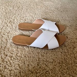White summer flats